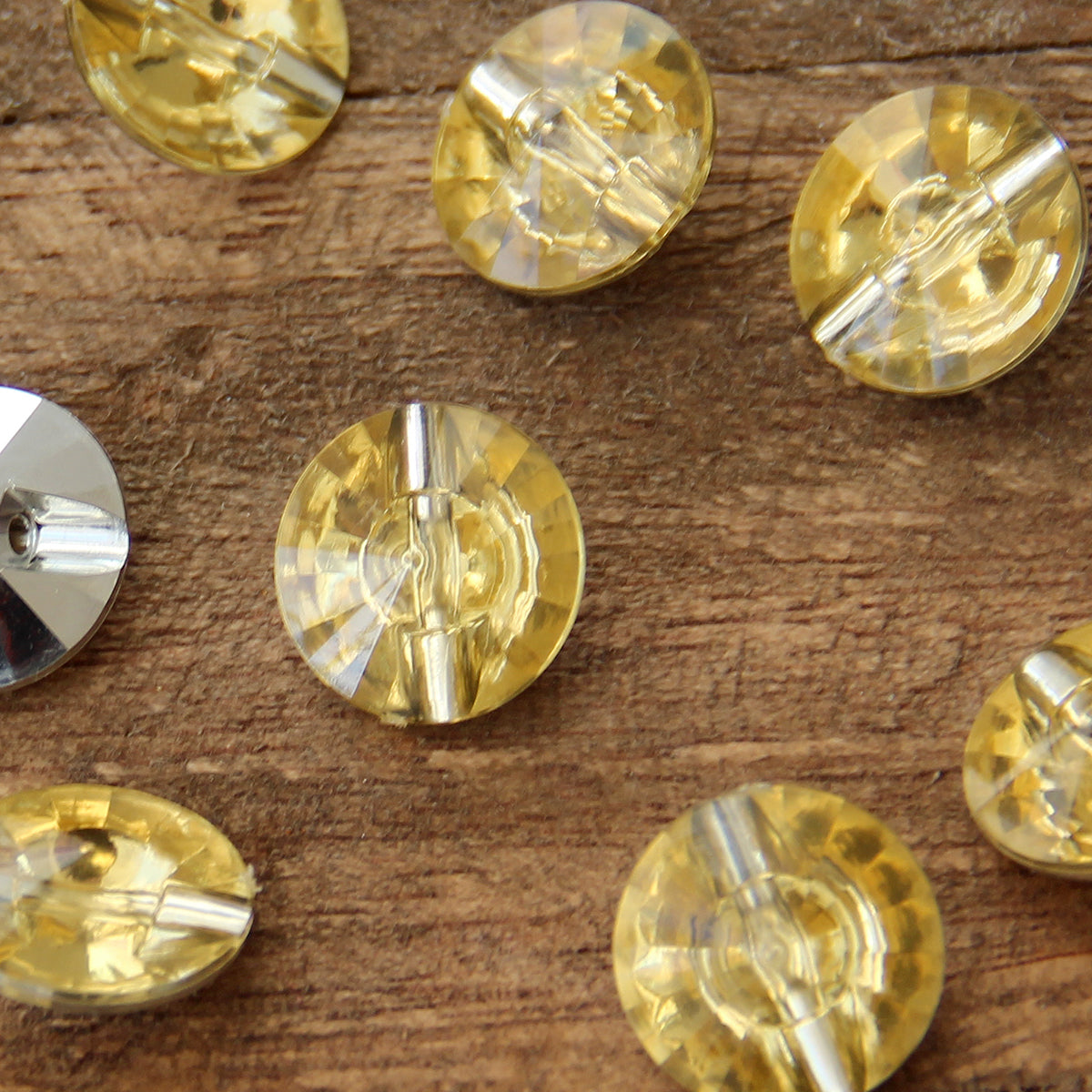 Set of 8 cocktail buttons 18 mm - gold