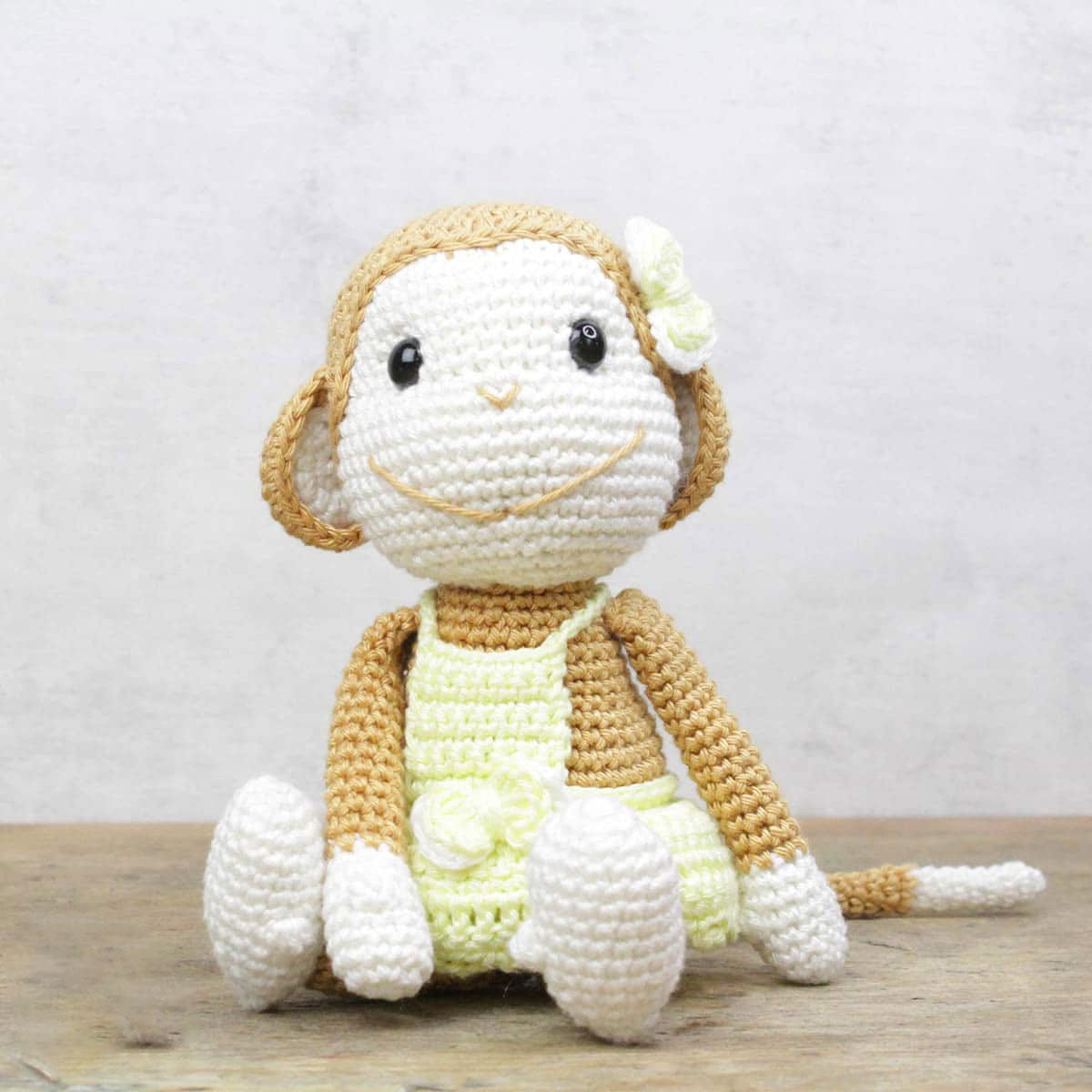 Crochet kit - Nikki the monkey