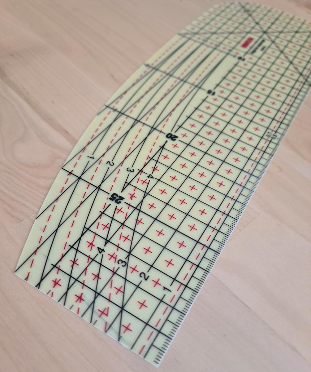 Hot ironing rule for hems 30 x 10 cm