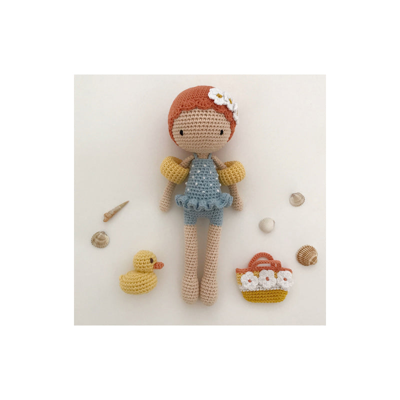 Book Lulu hook dolls