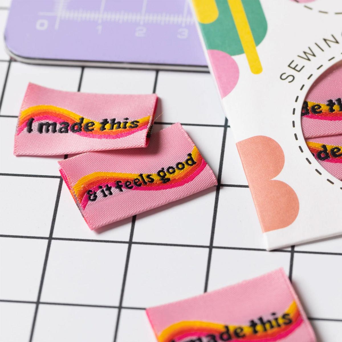 Set of 6 sewing labels - it feels good