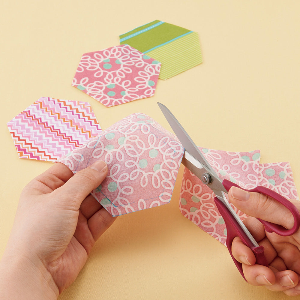 Patchwork hexagons clover template