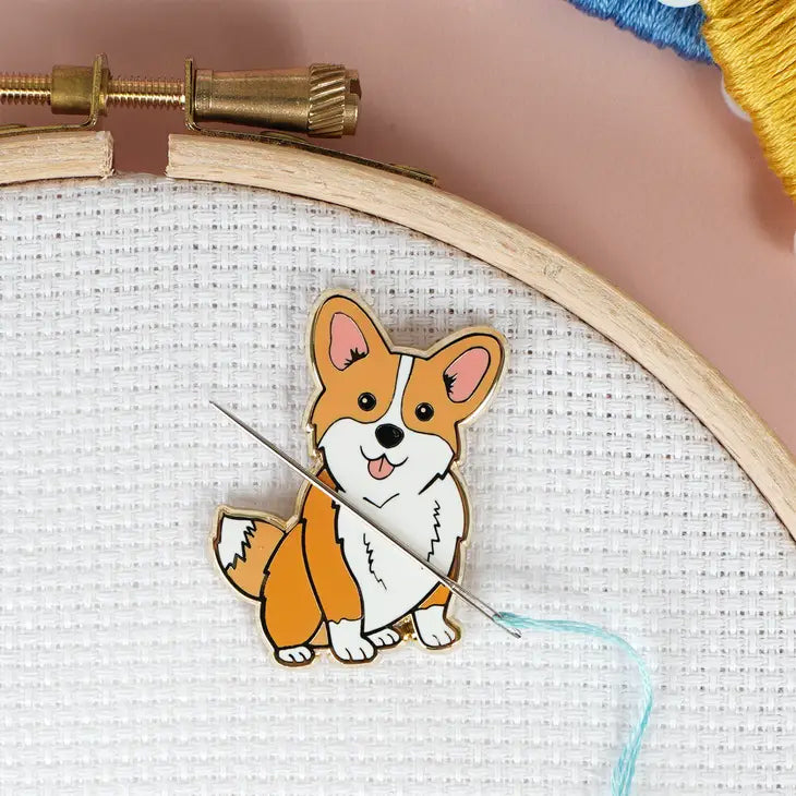 Magnetic needle holder - Royal Corgi