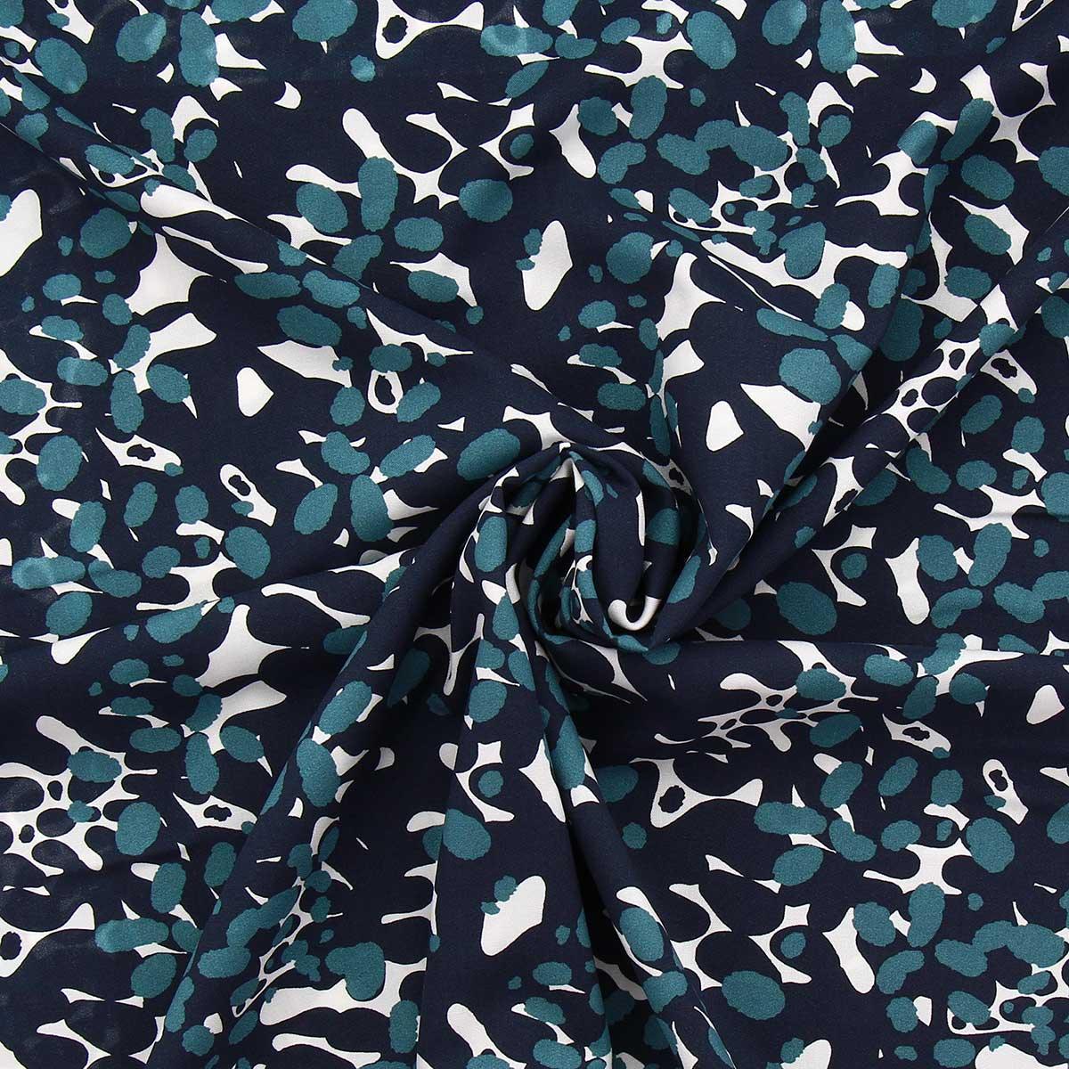 Fantasy viscose fabric - White and indigo Mowali