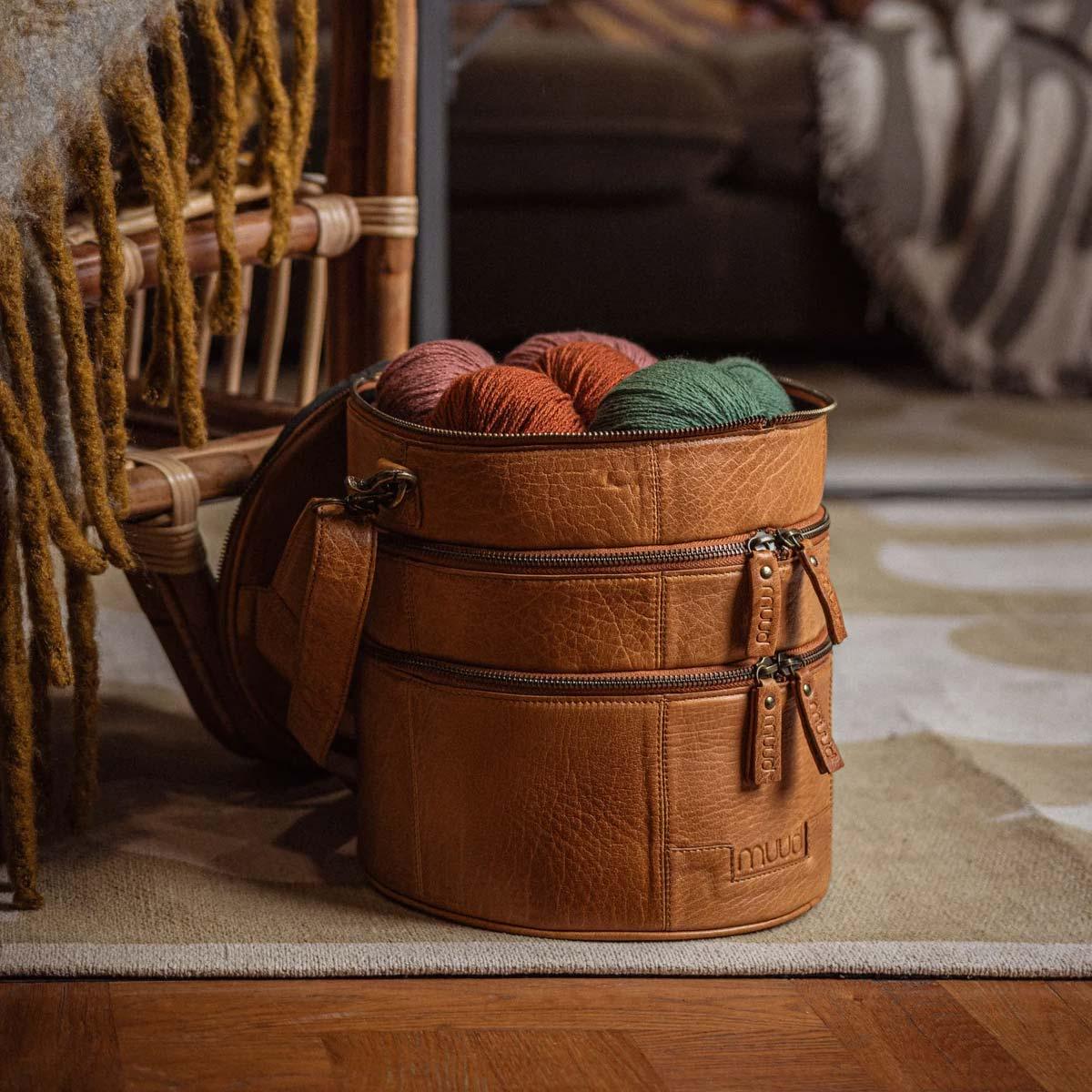 Sac de rangement en cuir pour le tricot Muud Bturn - Whisky