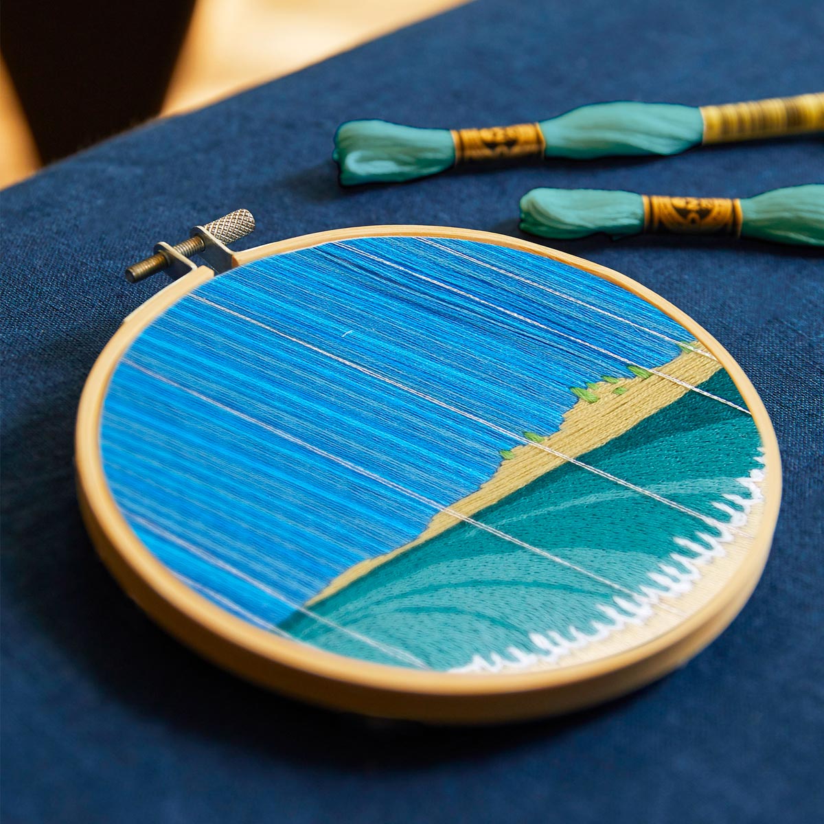 Embroidery kit - Océane rain