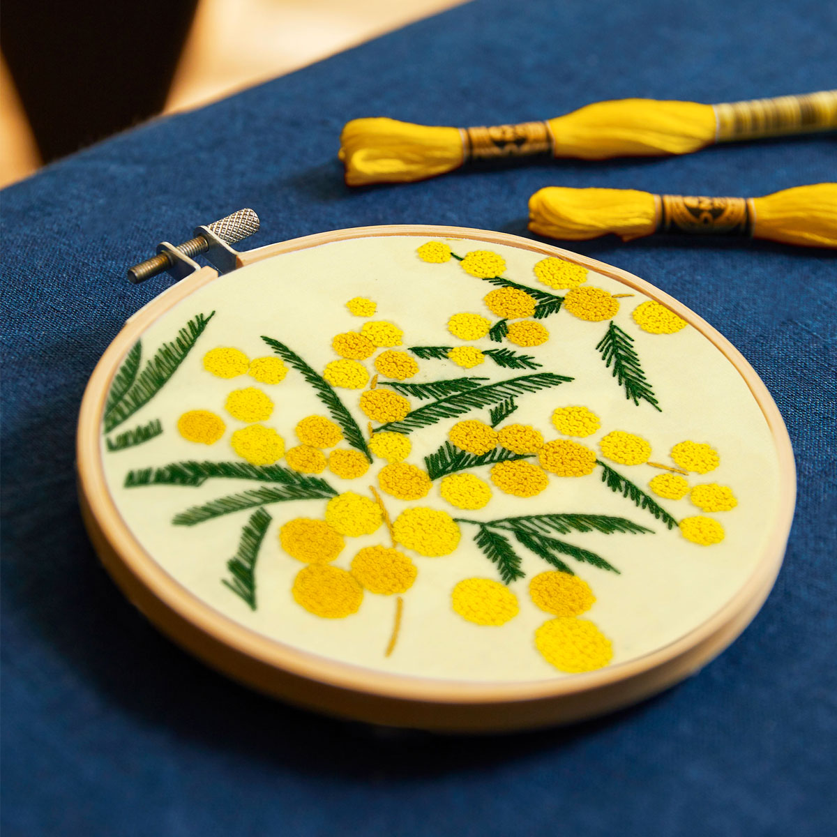 Embroidery kit - Mimosas