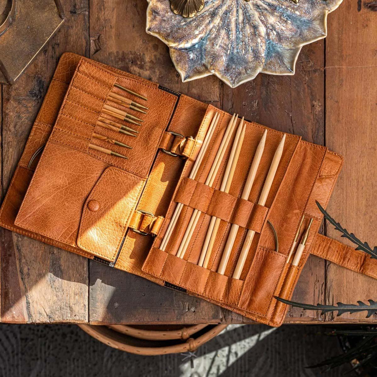 Muud Carita - Whiskey knitting needles case