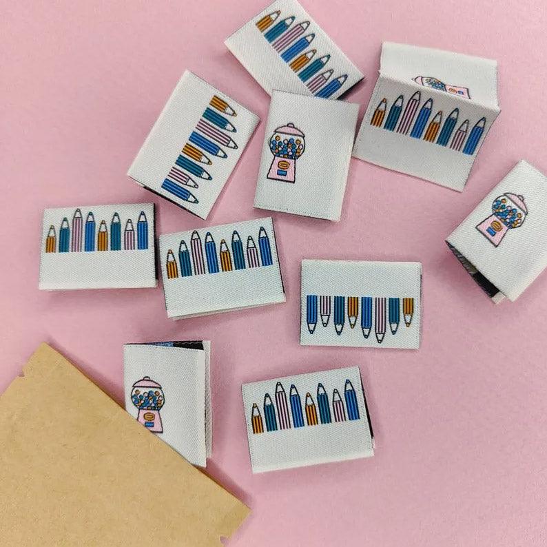 Set of 6 woven labels - Bubble gum and pencils