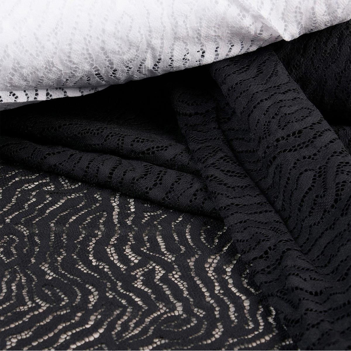 Zoé elastic lace fabric - Black