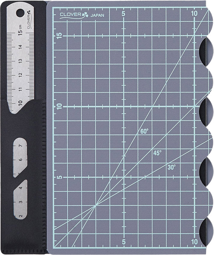 Kleeblattfaltbares Schneidteppich mit Metallaufzeichnung - 18 cm x 29 cm