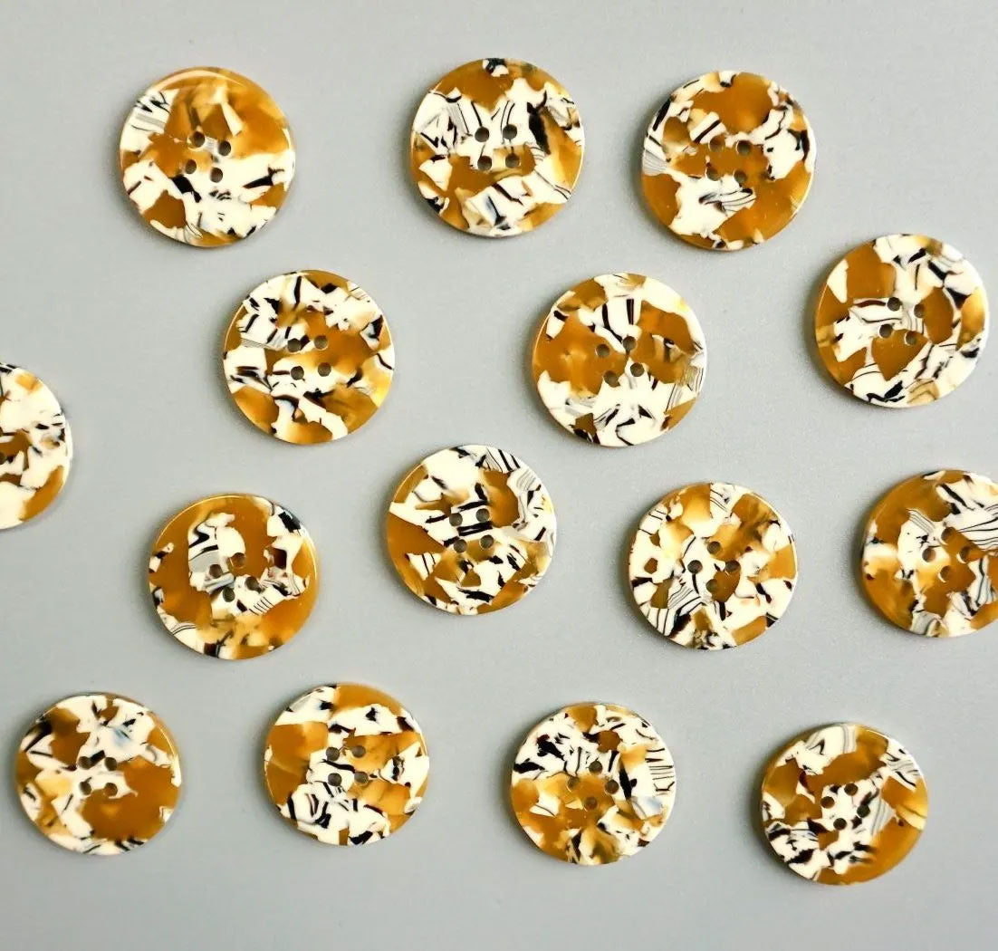 Map of 6 bioresin buttons 25 mm 4 holes - Savanna