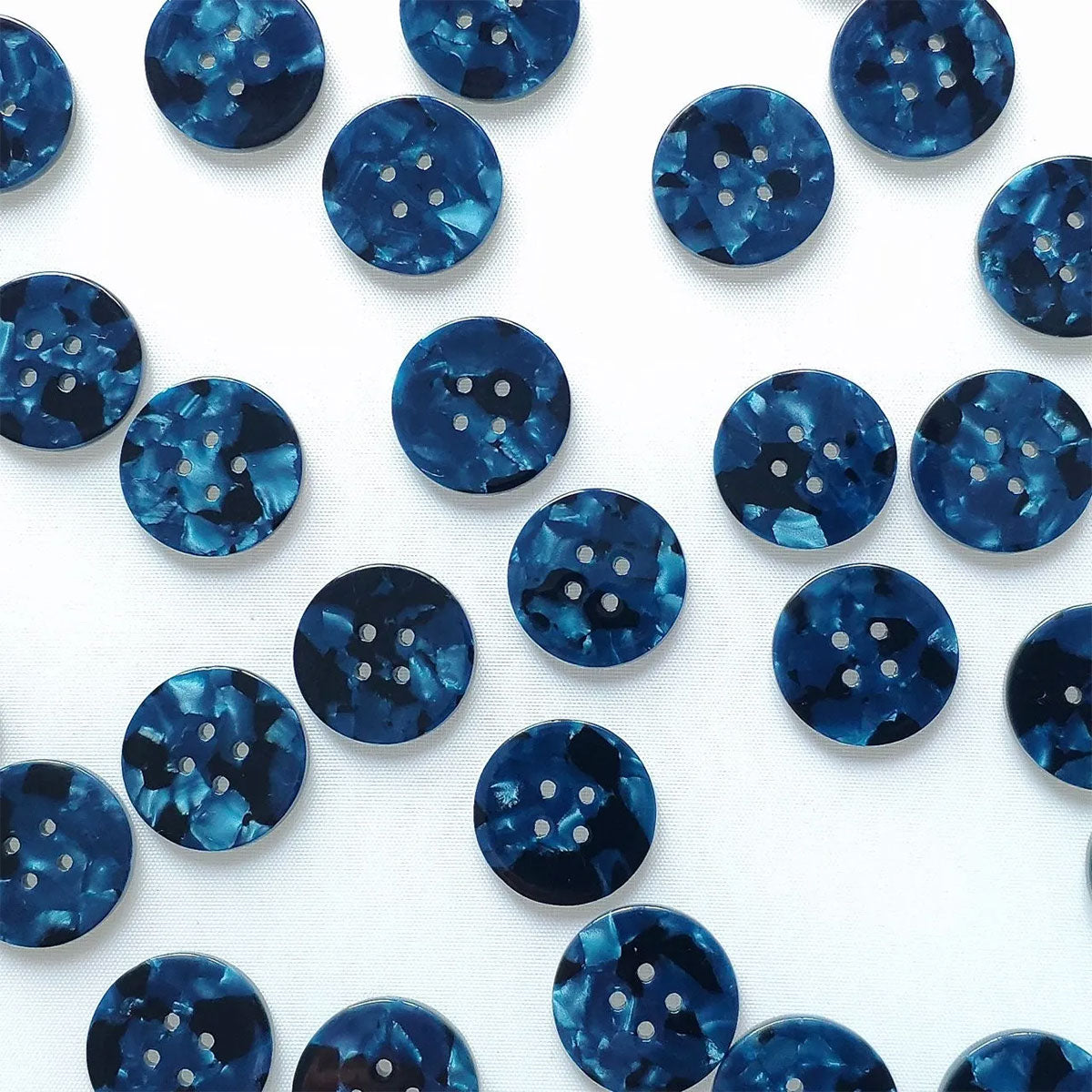 Map of 6 bioresin buttons 25 mm 4 holes - Nightshade