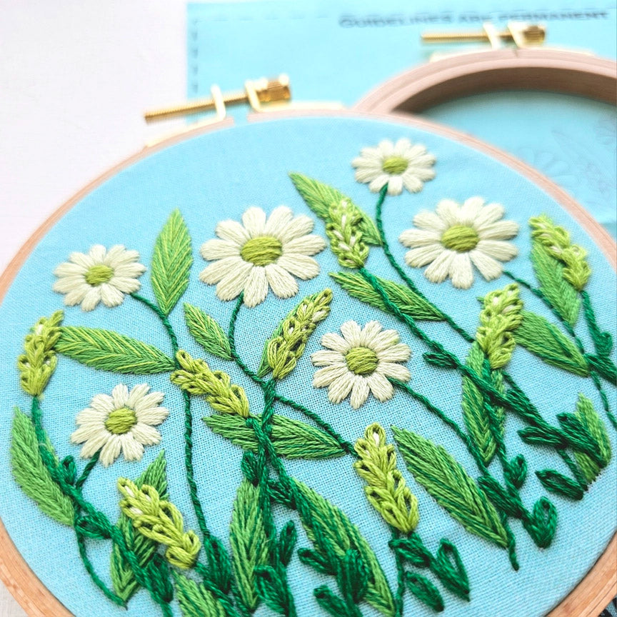 Kit Embroidery - Daisy Field