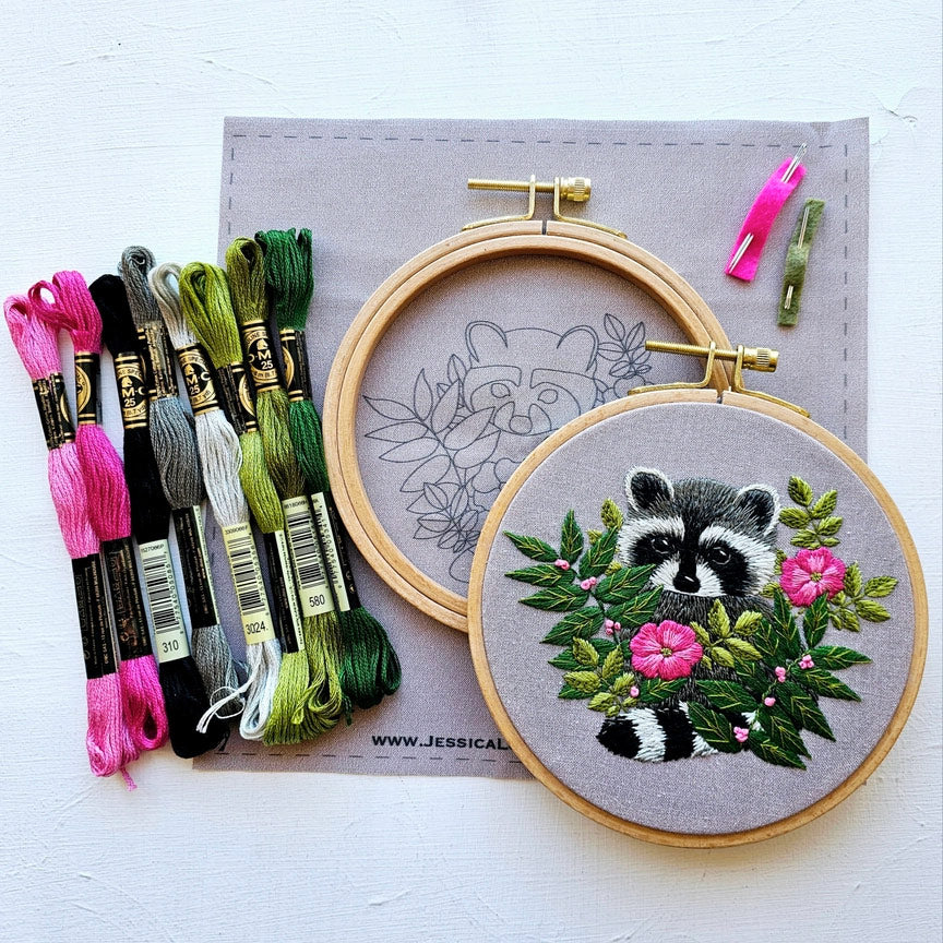 Kit embroidery - Raccoon