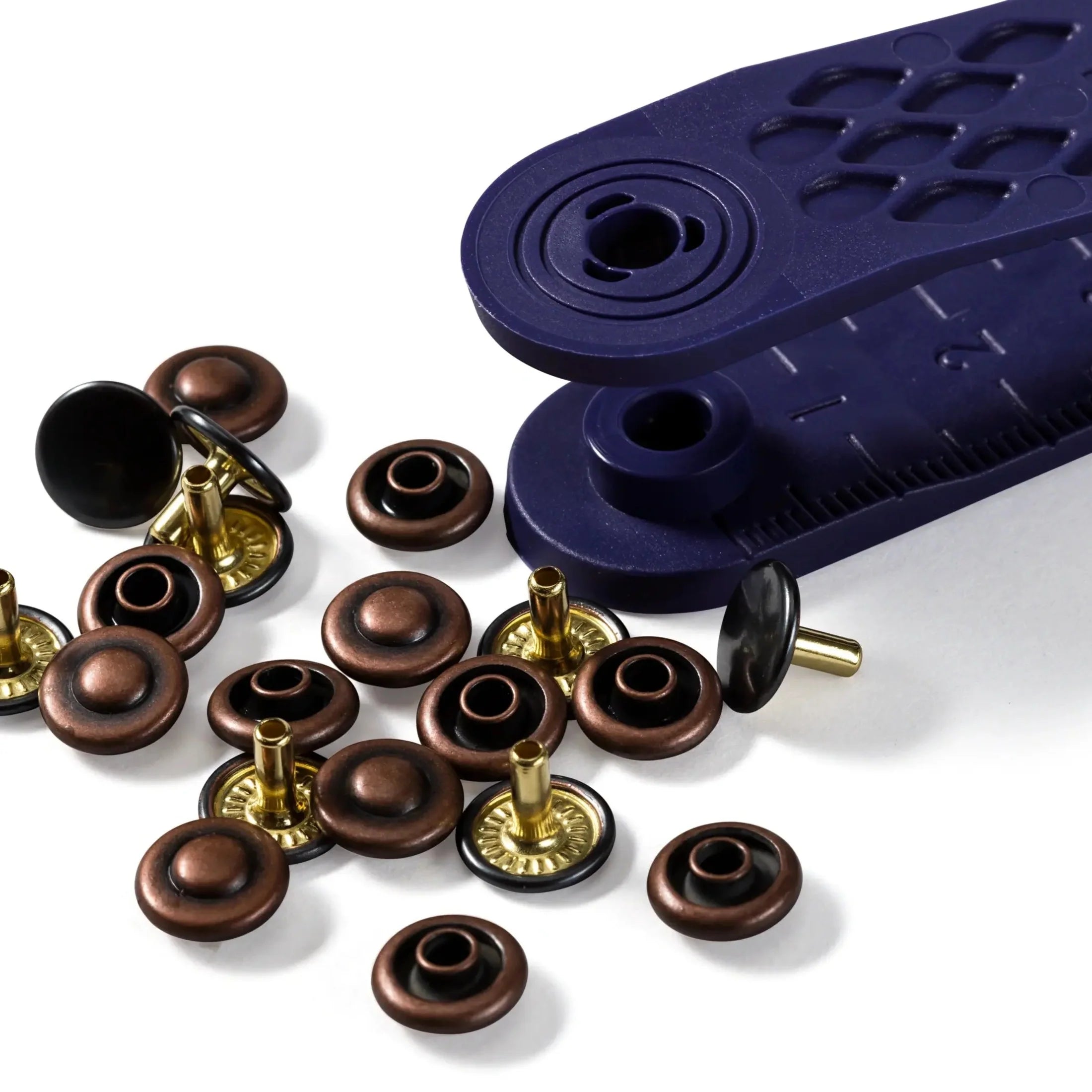 9 mm Nietkasten mit Werkzeug - Bronze und Kupfer