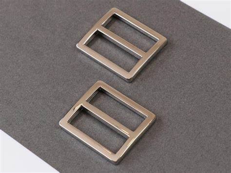 Set of 2 sliding loops 28 x 25 mm silver