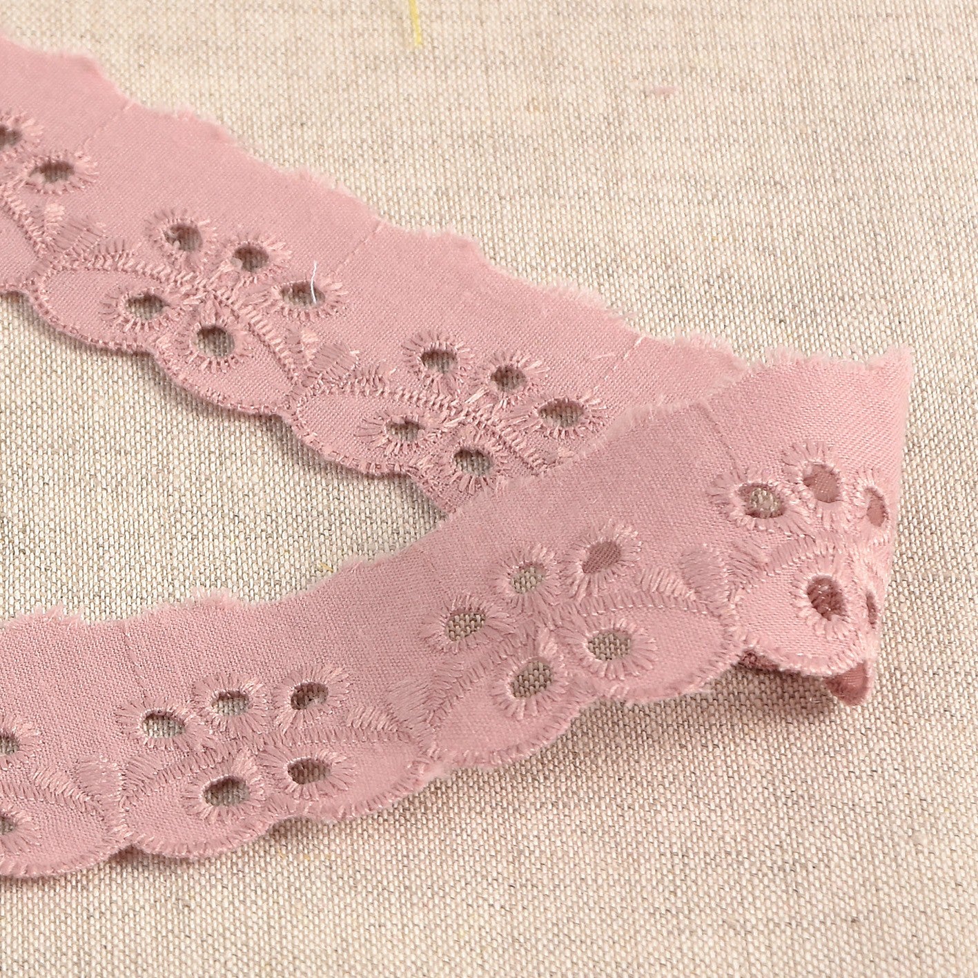 Broderie Anglaise fleurs festonnée Inaya - Vieux rose