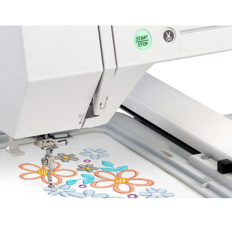 Embroide machine Janome Memory Craft 500E